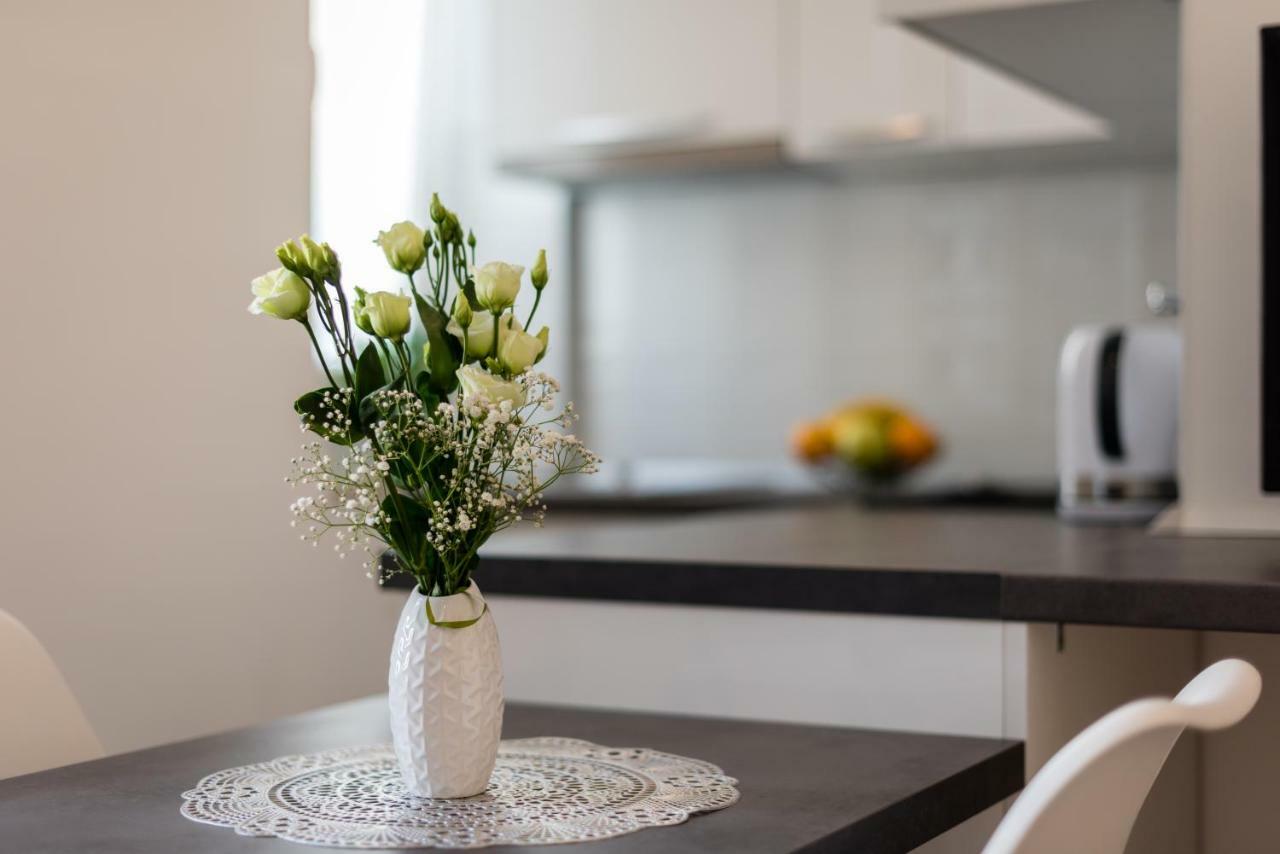 Apartment Matea Split Bagian luar foto