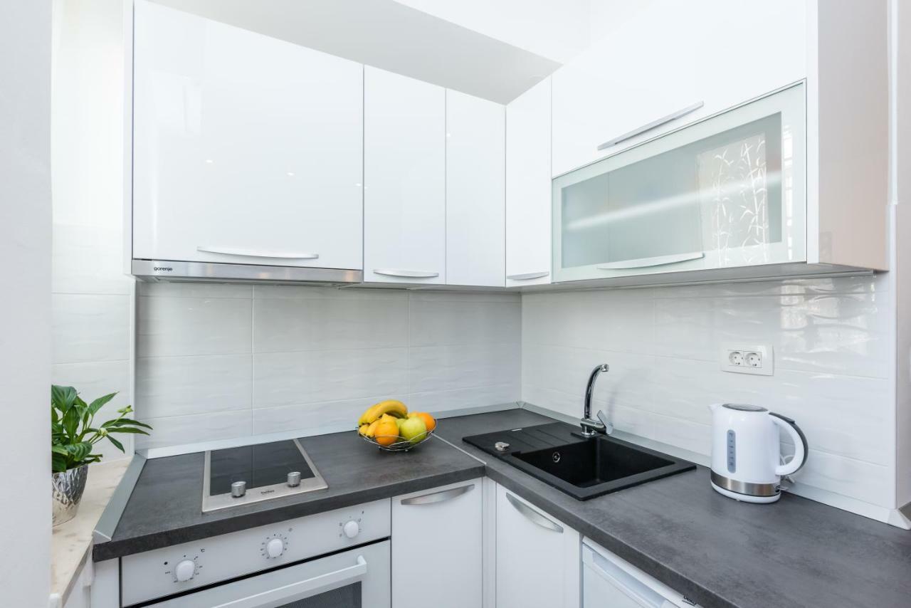 Apartment Matea Split Bagian luar foto